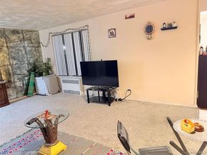 204-15 Foothill Avenue B44, Hollis NY 11423