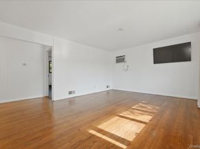 61 Hunter Lane, Hicksville NY 11801