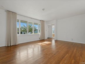 61 Hunter Lane, Hicksville NY 11801