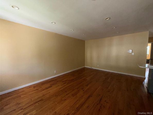 115-20 217th Street, Cambria Heights NY 11411