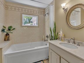 58 Makamah Road, Northport NY 11768