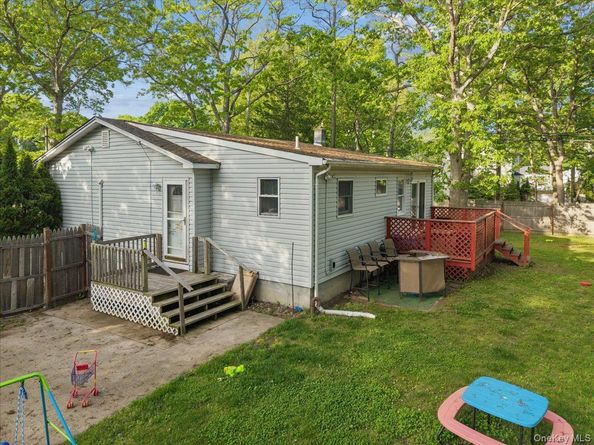 84 Queen Road, Mastic Beach NY 11951