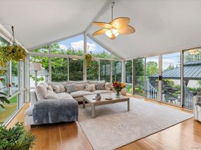 10 Peter Road, Hicksville NY 11801