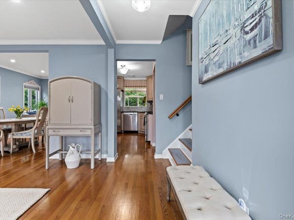 10 Peter Road, Hicksville NY 11801
