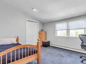 12 Pinewood Lane, New Hyde Park NY 11040