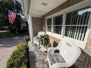 12 Pinewood Lane, New Hyde Park NY 11040
