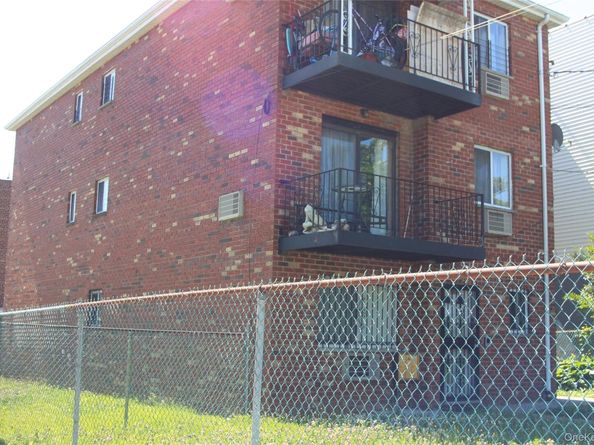 1100 E 221st Street, Bronx NY 10469