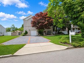 6 Naybor Avenue, Medford NY 11763