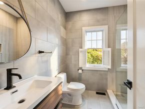 Undisclosed Address #1009548, Remsenburg NY 11960
