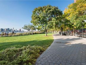 2 River Terrace 4M, New York (Manhattan) NY 10282
