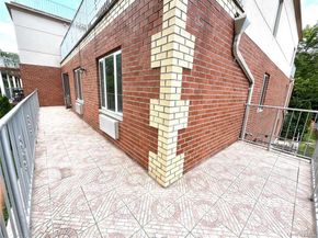 6434 Grand Central Parkway 2B, Forest Hills NY 11375