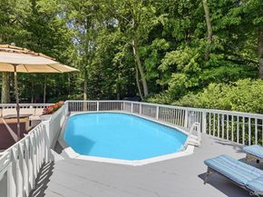 16 Old Farm Lane, Hartsdale NY 10530