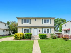 15 Farm Lane, Hicksville NY 11801
