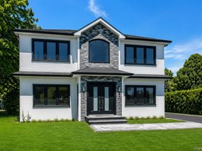 118 W Cherry Street, Hicksville NY 11801