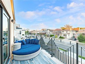 262 W End Avenue, Brooklyn NY 11235