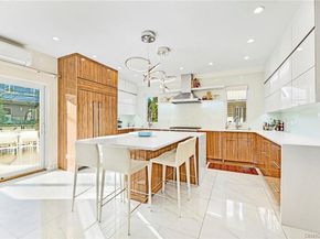 262 W End Avenue, Brooklyn NY 11235