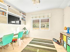 262 W End Avenue, Brooklyn NY 11235