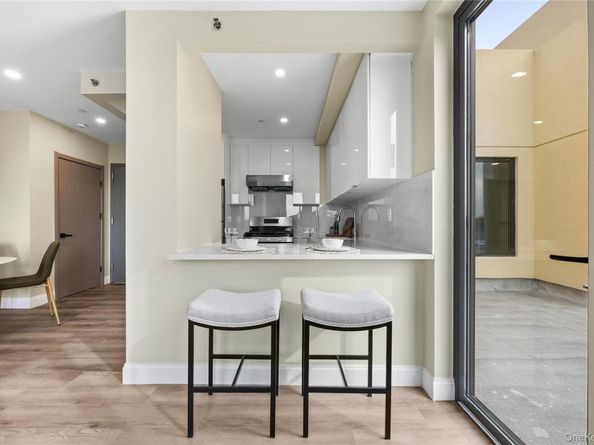 163-07 72nd Avenue 5A, Fresh Meadows NY 11365