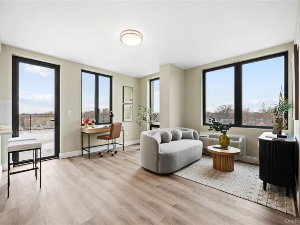 163-07 72nd Avenue 5A, Fresh Meadows NY 11365