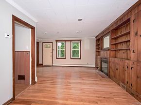 910 Linda Avenue, Thornwood NY 10594
