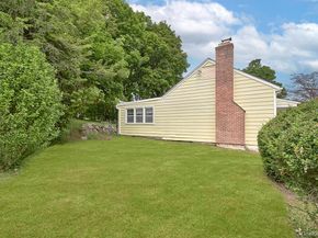 910 Linda Avenue, Thornwood NY 10594