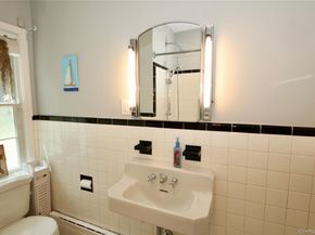 18 Cedar Drive, Huntington NY 11743