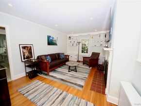 18 Cedar Drive, Huntington NY 11743