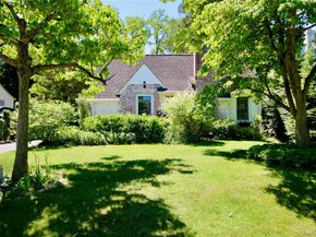 18 Cedar Drive, Huntington NY 11743