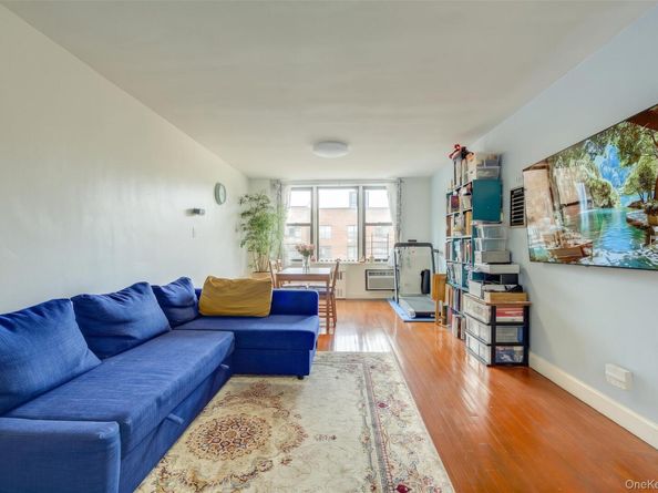 83-30 Vietor Avenue 708, Elmhurst NY 11373