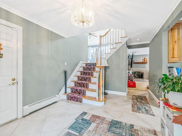 2 Alfred Lane, Kings Park NY 11754