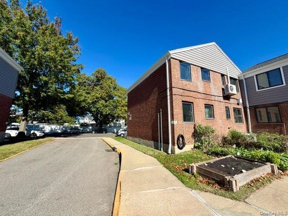 216-12 67th Avenue 1, Bayside NY 11364