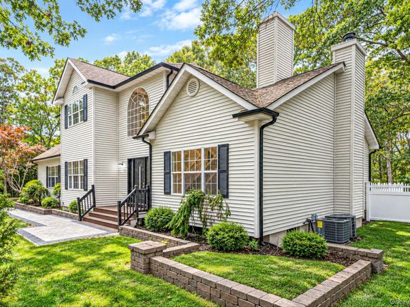 12 Davidson Drive, Manorville NY 11949