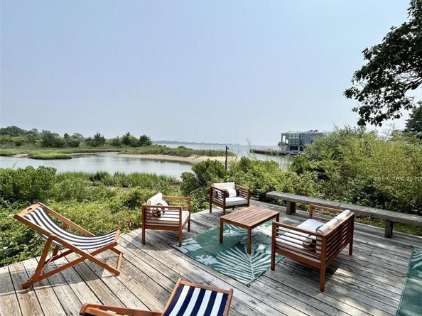 55 West End Avenue, East Quogue NY 11942