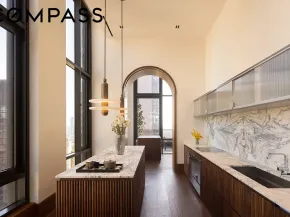 135 East 47th Street 3B, New York NY 10017