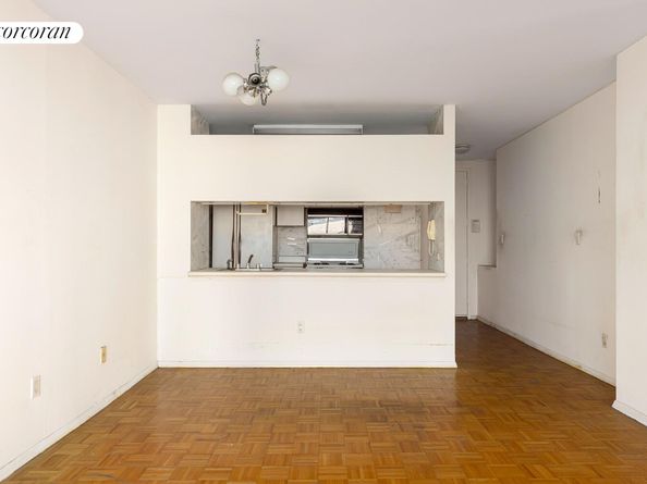 250 South End Avenue 5D, New York NY 10280