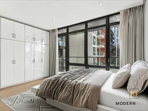 24-12 42nd Road 4A, Queens NY 11101