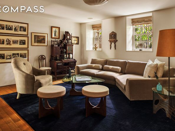 12 Sidney Place, Brooklyn NY 11201