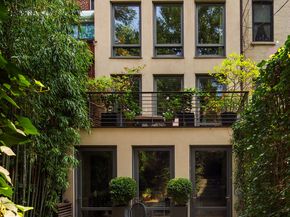 12 Sidney Place, Brooklyn NY 11201