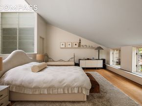 12 Sidney Place, Brooklyn NY 11201