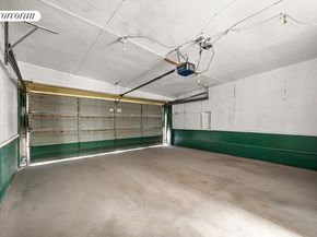 79-31 68th Road, Queens NY 11379