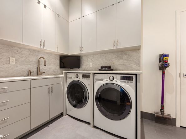 7 East 17th Street PHS, New York NY 10003