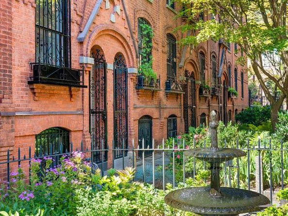 12 Warren Place, Brooklyn NY 11201