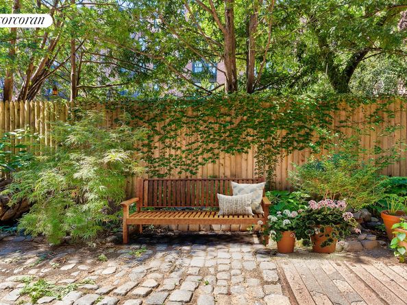 12 Warren Place, Brooklyn NY 11201