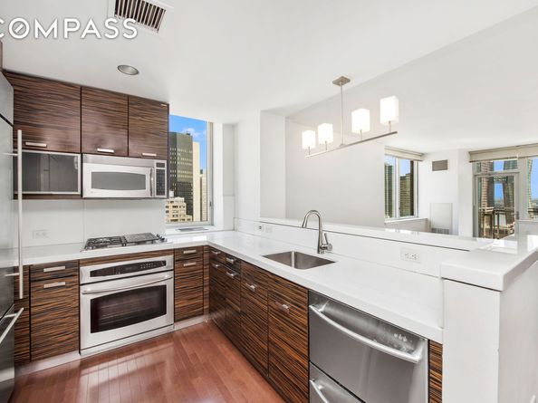 225 East 34th Street PHB, New York NY 10016