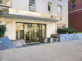 320 East 35th Street 2D, New York NY 10016