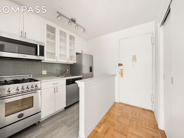 139 East 33rd Street 10D, New York NY 10016