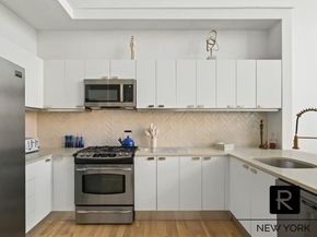 364 Myrtle Avenue 2B, Brooklyn NY 11205