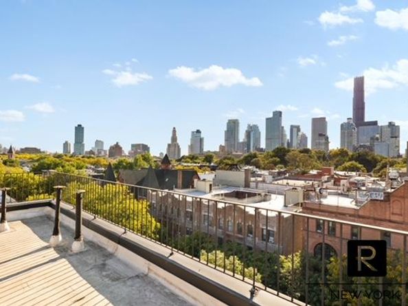 364 Myrtle Avenue 2B, Brooklyn NY 11205