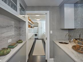 875 5th Avenue 16EF, New York NY 10065