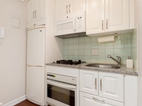 12 West 72nd Street 7H, New York NY 10023